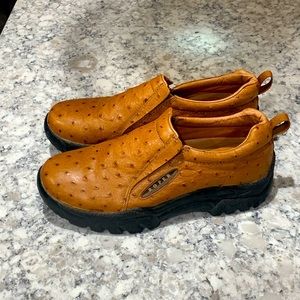 Men’s roper ostrich slip ons